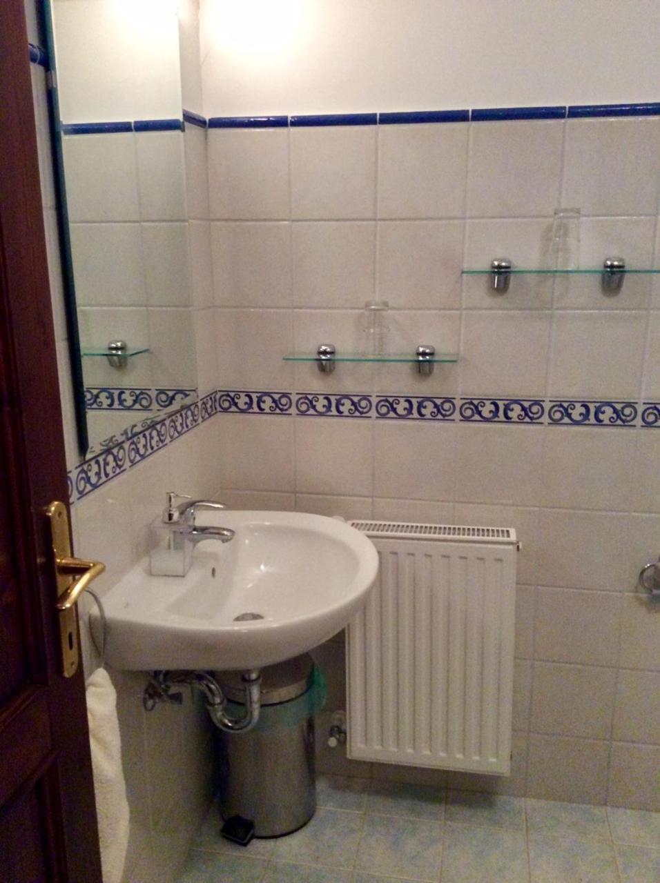 Hotel Karam Vendeghaz Es Lakasetterem Nagybajcs Exteriér fotografie
